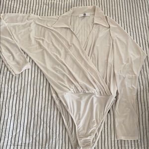 WHITE BODY SUIT BLOUSE SIZE S